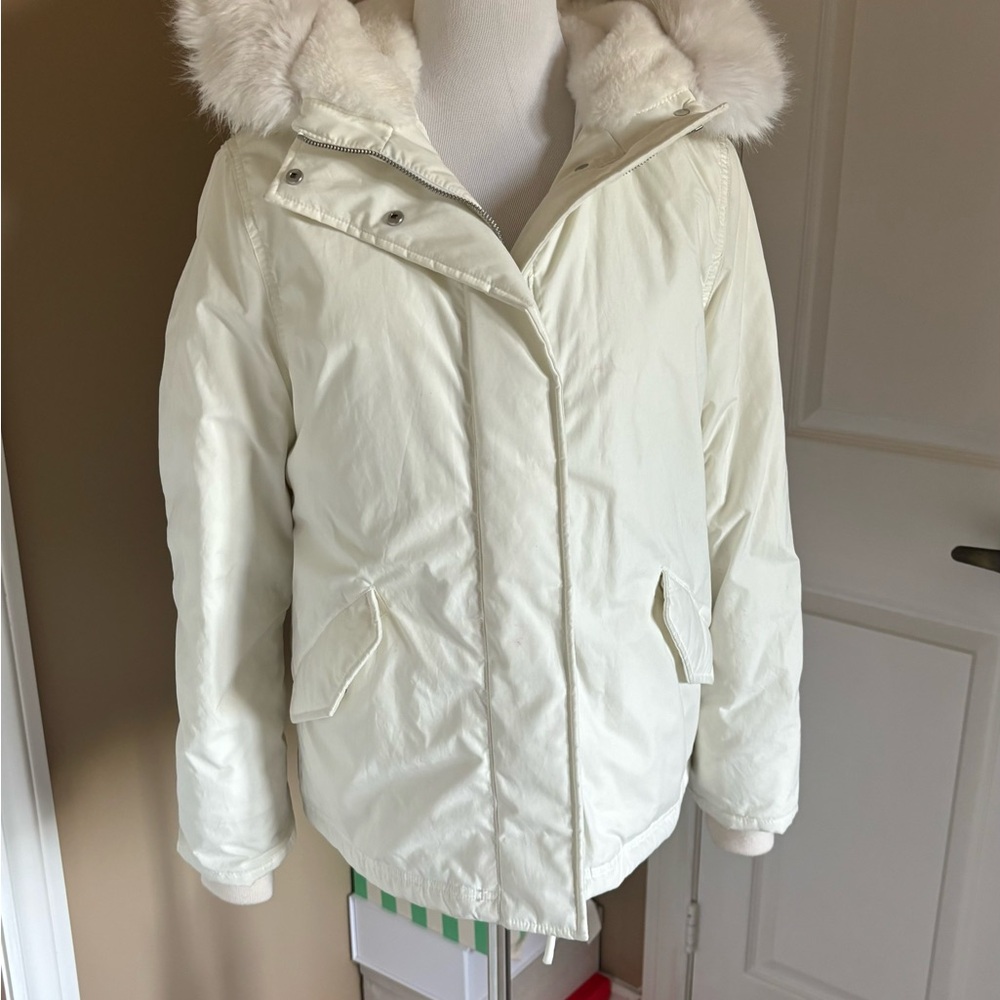 Wilfred Mont Blanc Parka. Like new condition. Size XS.